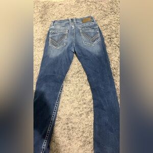 I am selling buckle black  jeans and I bought them from buckel